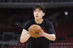 解说:杨瀚森的定位不是核心球员 若竞争不过卡尔森该回来就回来