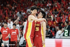 记者:中国男篮第二阶段局势仍不乐观 一步一步来吧