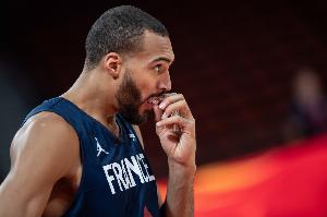 世欧预法国98-69大胜芬兰 戈贝尔4中4拿到8+7 马尔卡宁14分3板