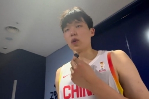 杨瀚森谈“中国约基奇”称号:这是球迷对我的期望 我要好好努力