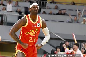 解说:桑普森实力比斯佩尔曼更强还便宜 当第三外援也能将就着用