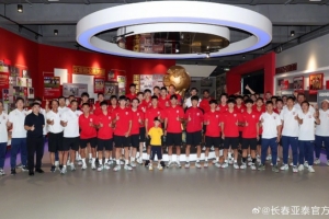蜘蛛直播-免费无插件直播在线观看_蜘蛛直播nba免费高清现场直播