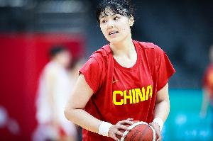 新京报:李月汝缺席世界杯 中国女篮战术层面要做哪些应对?