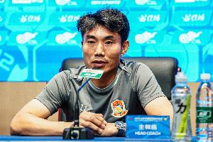 青岛西海岸本赛季中超13场战平,并列中超史上同期平局场次最多