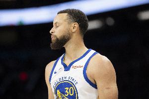 ESPN排库里排名第12!香波特:你永远不能把他排在前十之外!