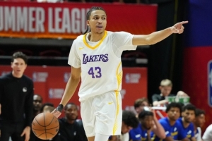 蜘蛛直播-蜘蛛直播nba高清无插件_蜘蛛直播nba免费高清现场转播