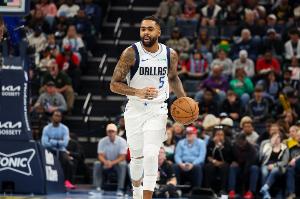 拉塞尔NBA生涯:两次效力湖人 被交易七次&当过KD维金斯交易筹码