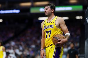 埃文·特纳:东契奇若场均35+9+8&湖人进前3 他完全有机会拿MVP